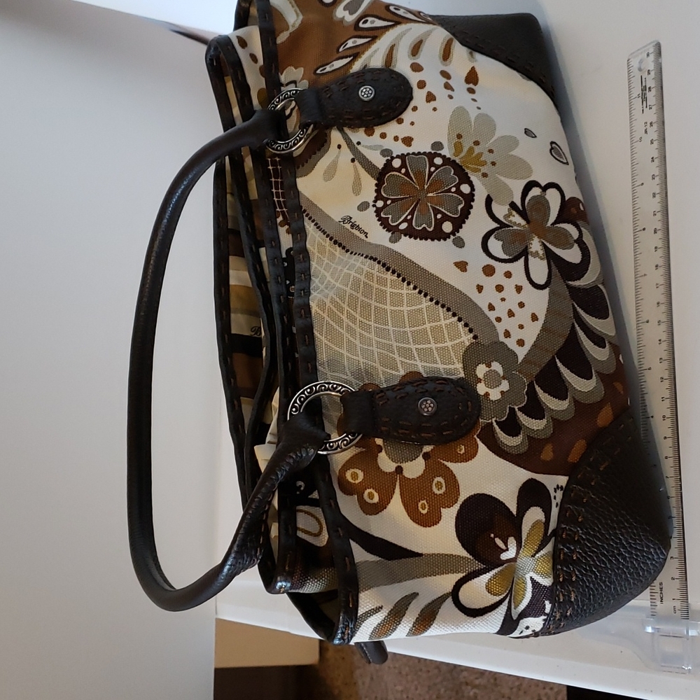 Beautiful Brighton. Chocolate brown and white, multi-compartments.